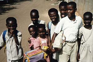 Schoolchidren in Lomé, Togo. Click to enter!